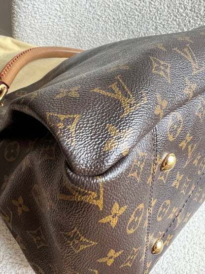 Louis Vuitton Artsy MM Monogram (RRP £1,940)