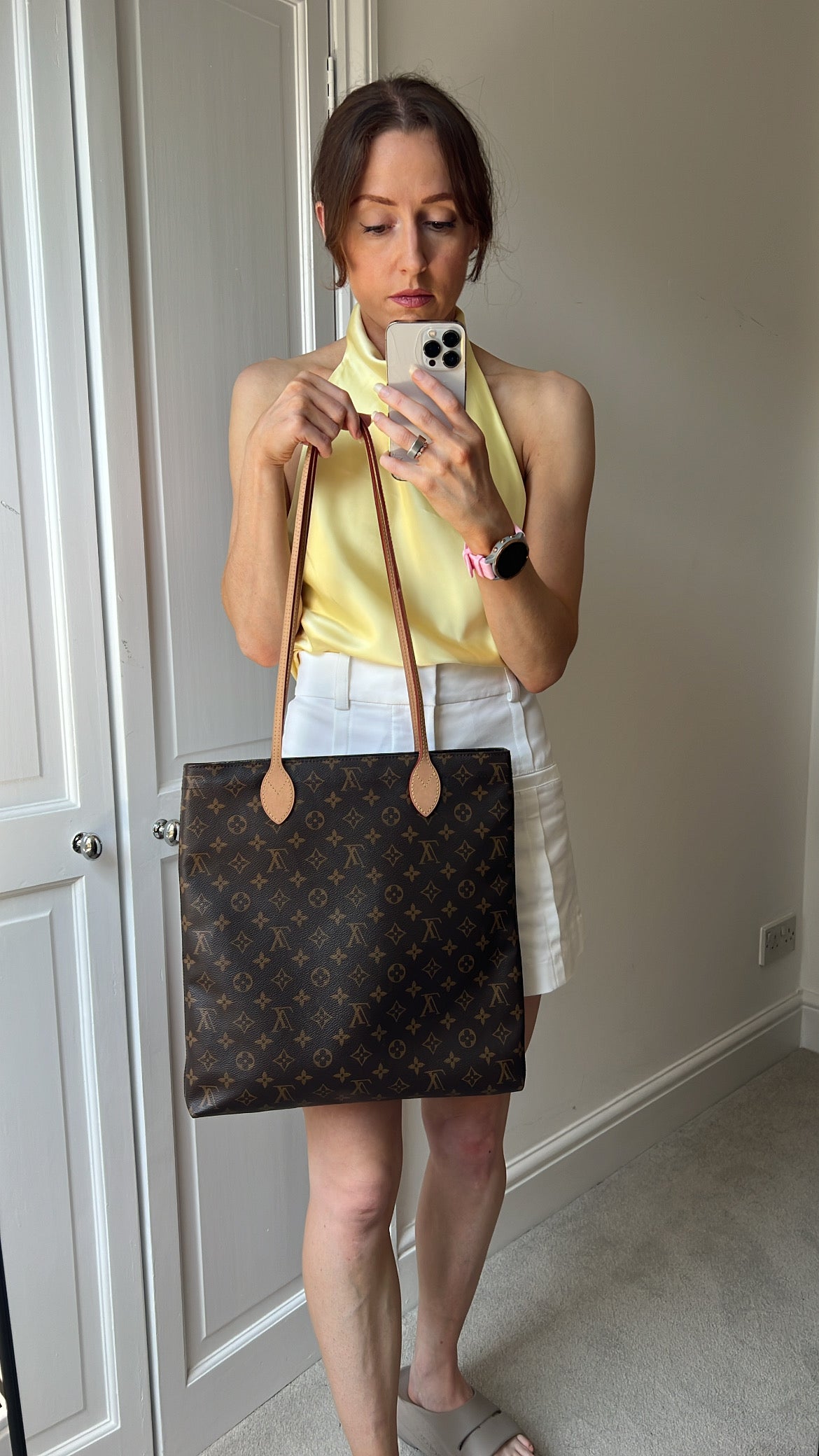 Louis Vuitton Carry It Tote