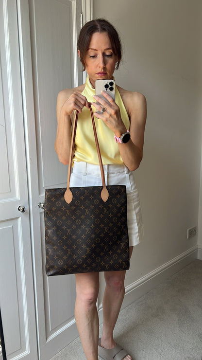 Louis Vuitton Carry It Tote
