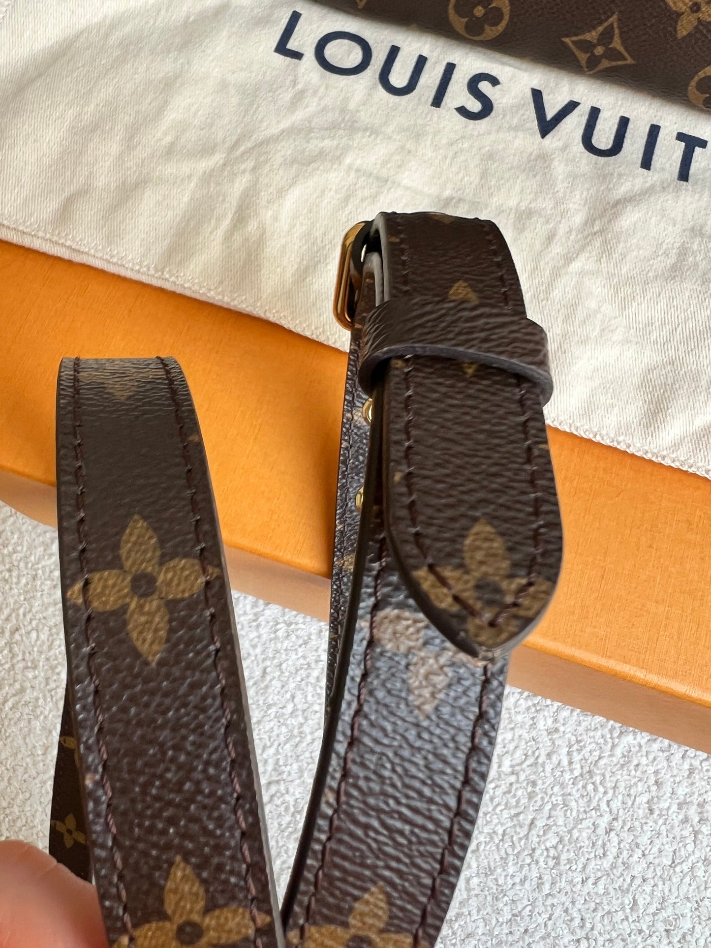 Louis Vuitton Pochette Metis Monogram (RRP £2,020)