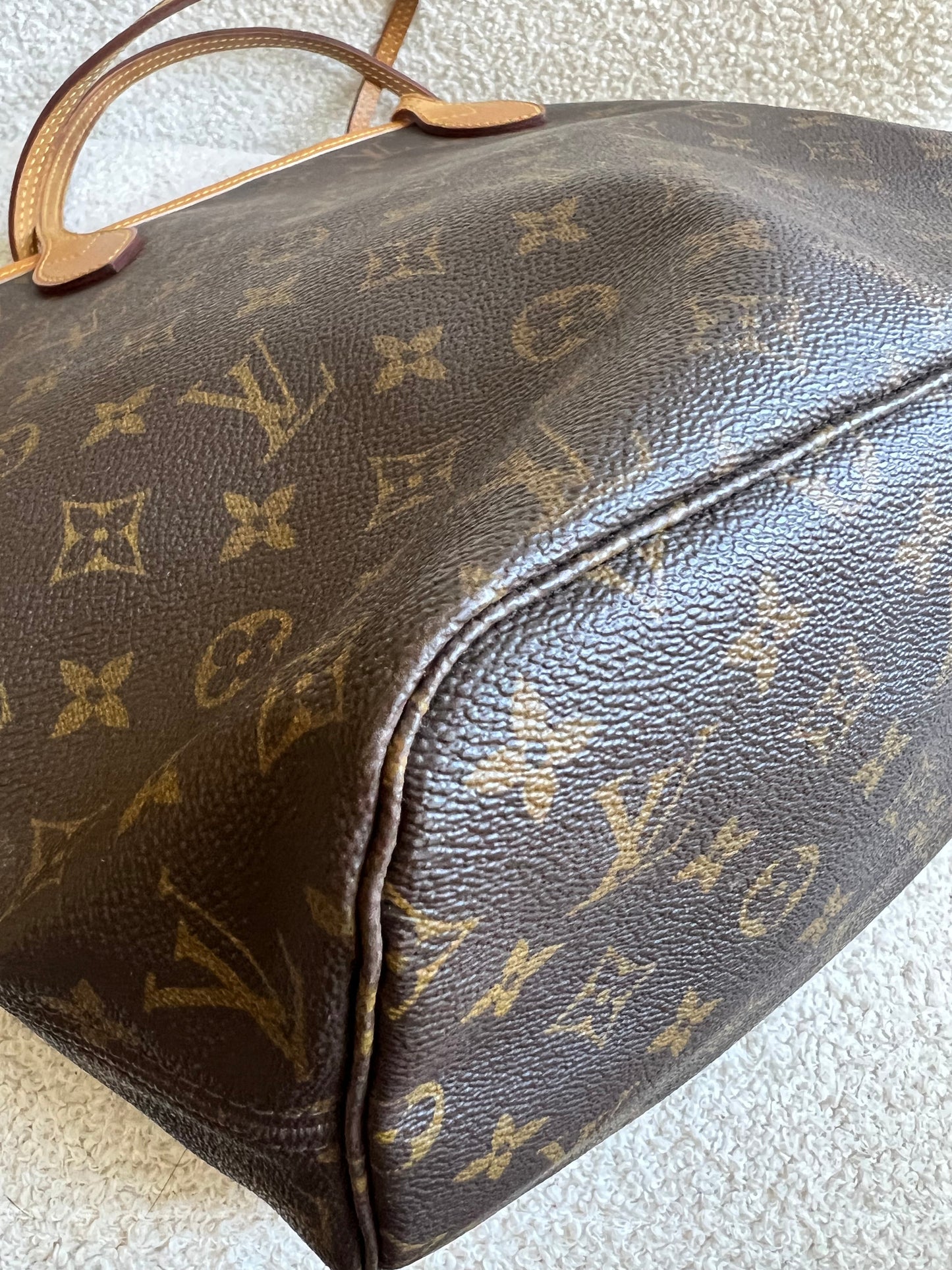Louis Vuitton Neverfull MM Monogram Beige
