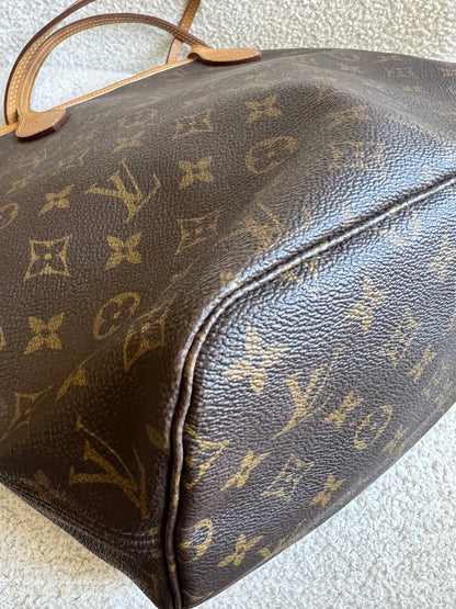 Louis Vuitton Neverfull MM Monogram Beige