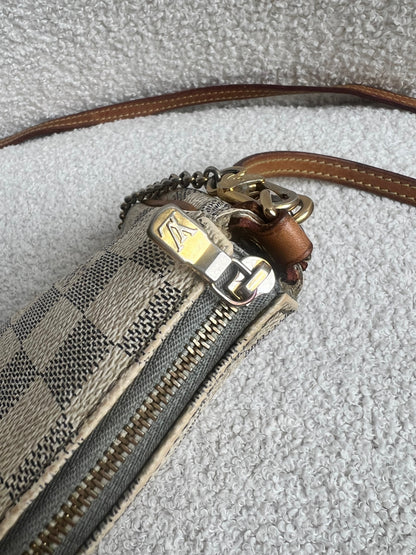 Louis Vuitton Eva Clutch Damier Azur