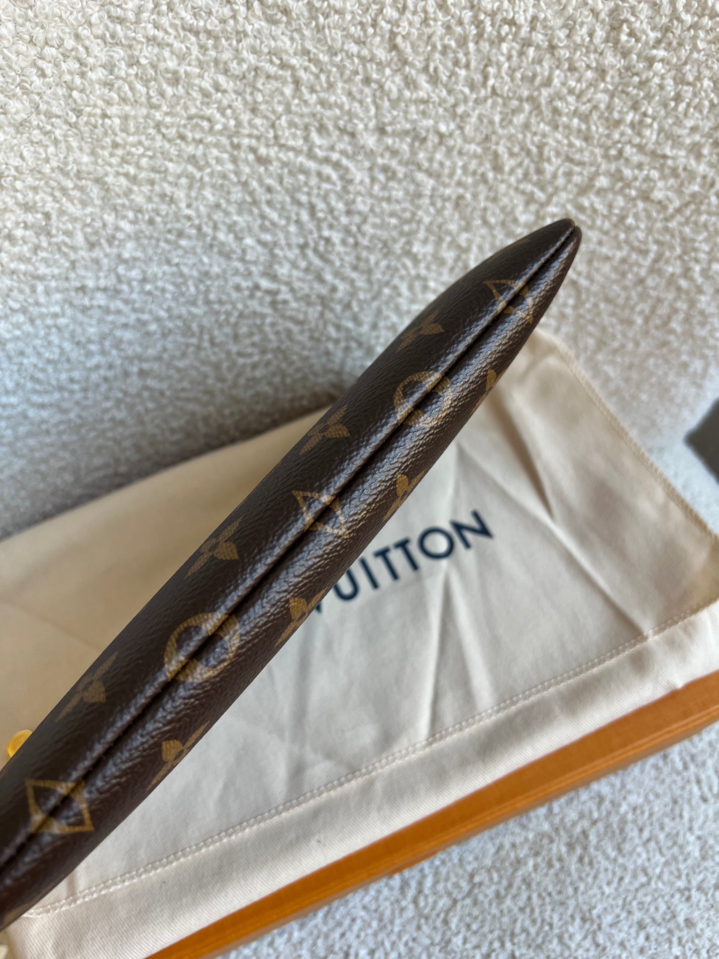 Louis Vuitton M Key Pouch Monogram (RRP £375)