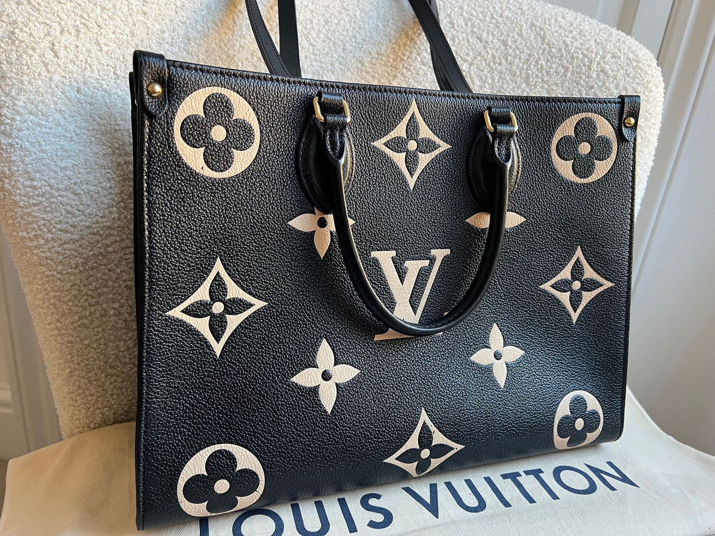Louis Vuitton On the Go MM Bicolour Empreinte (RRP £2,660)