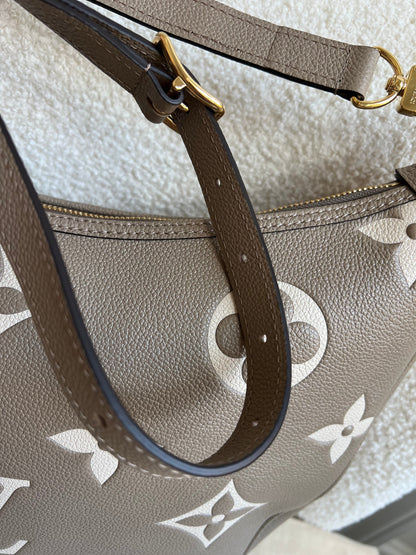 Louis Vuitton Loop Hobo Bicolour Empreinte (RRP £2440)