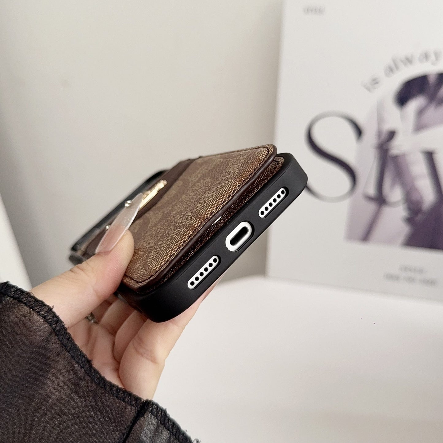 Card Holder Coach iPhone Case for 17 series