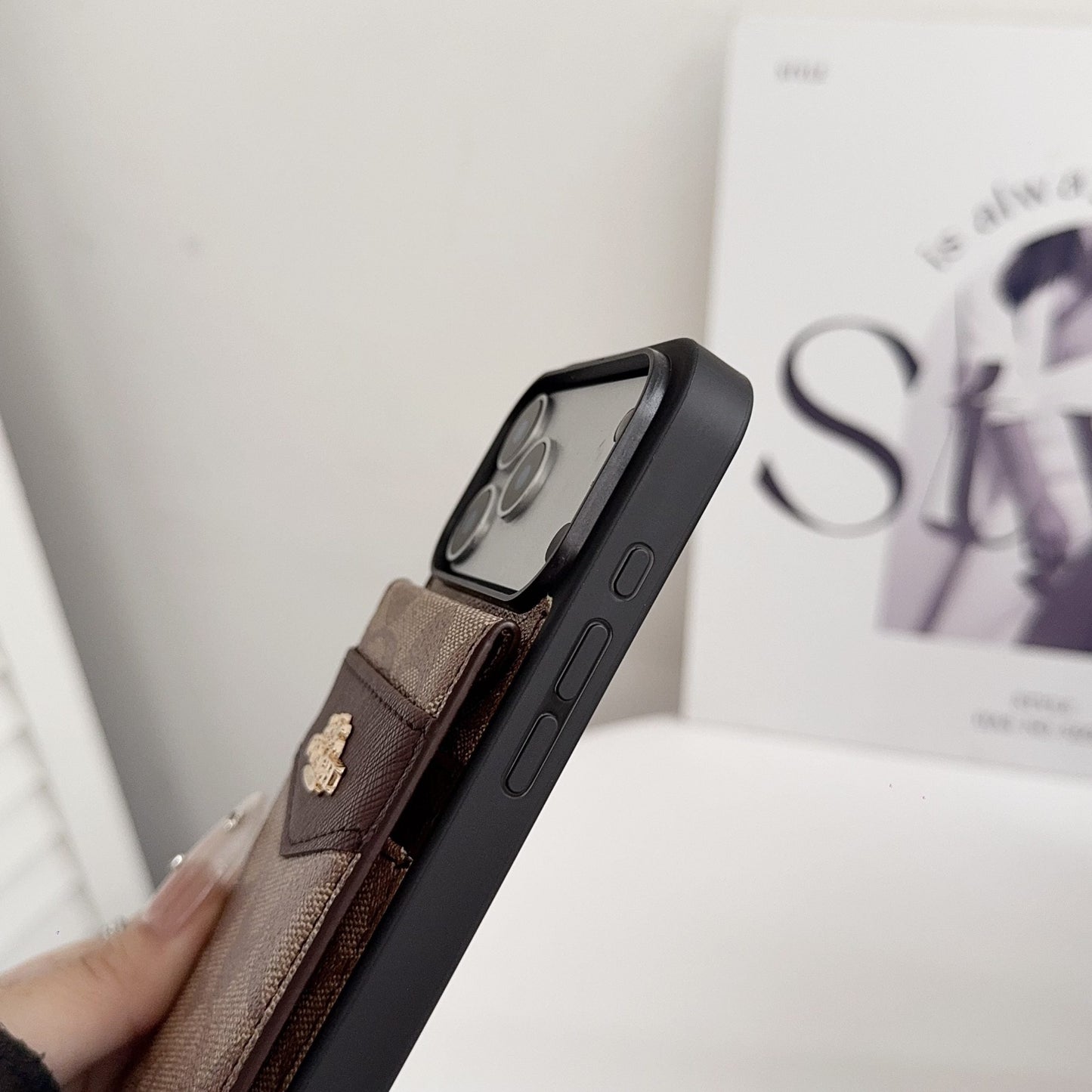 Card Holder Coach iPhone Case for 17 series