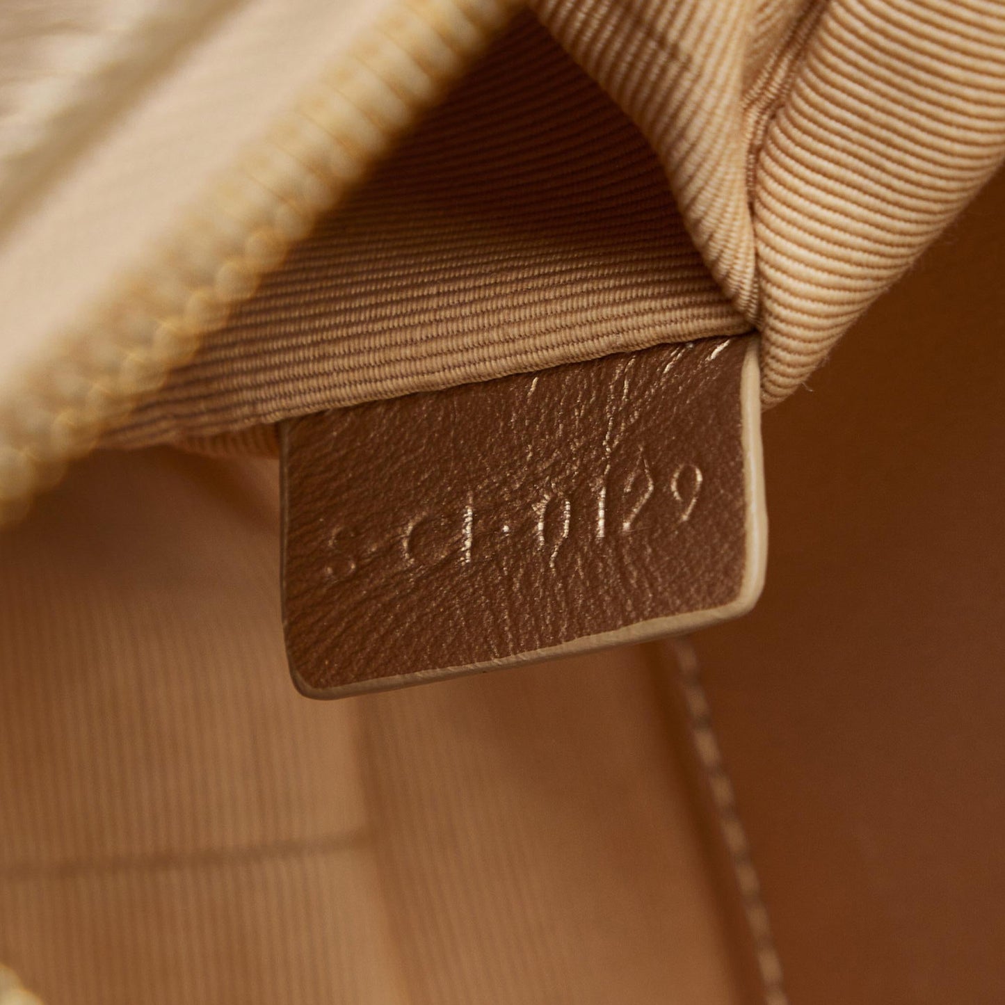 Celine C Charm Crossbody Bag (MLB-NStyuZ)