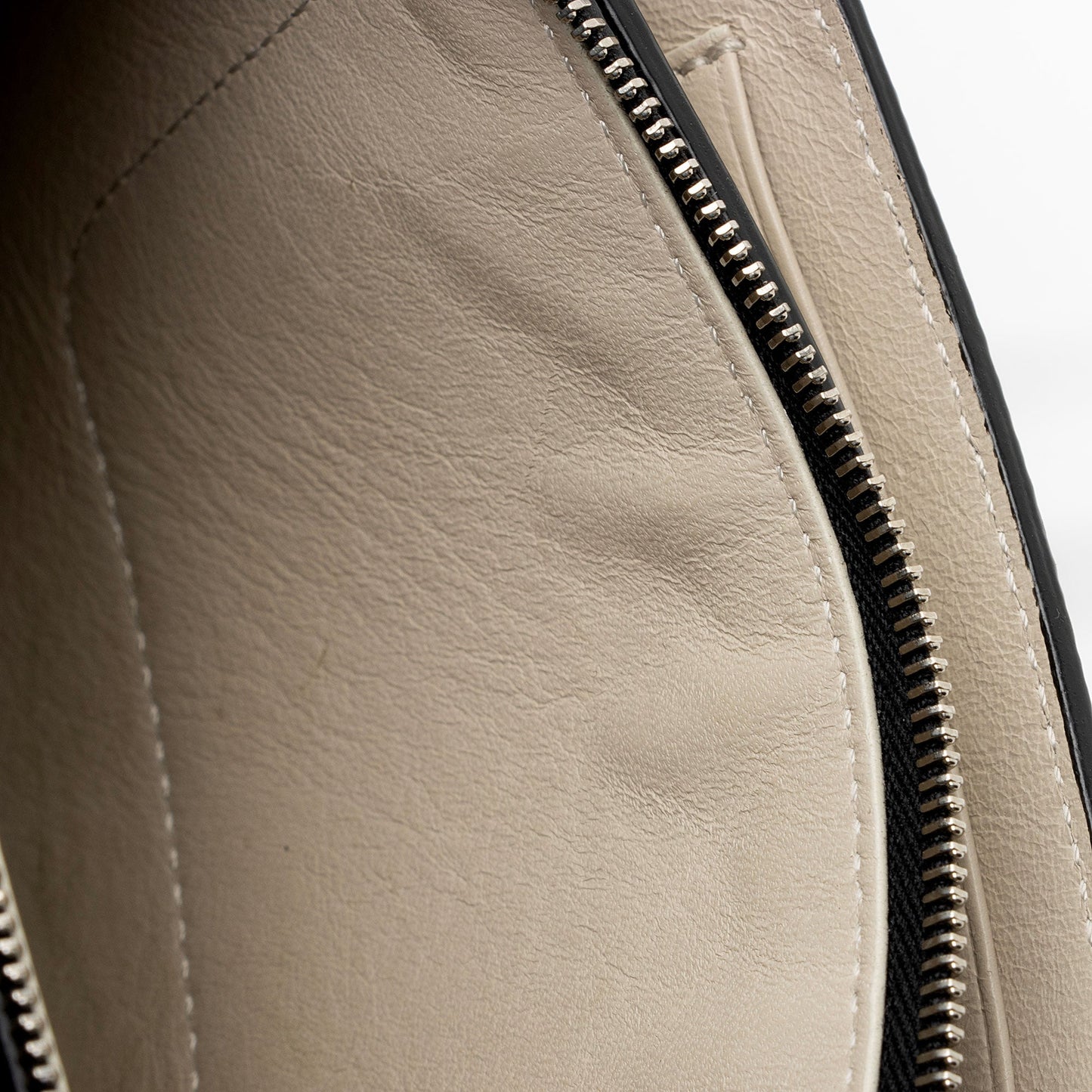 Celine Leather Strap Clutch Crossbody Bag (SHF-00pqJC)