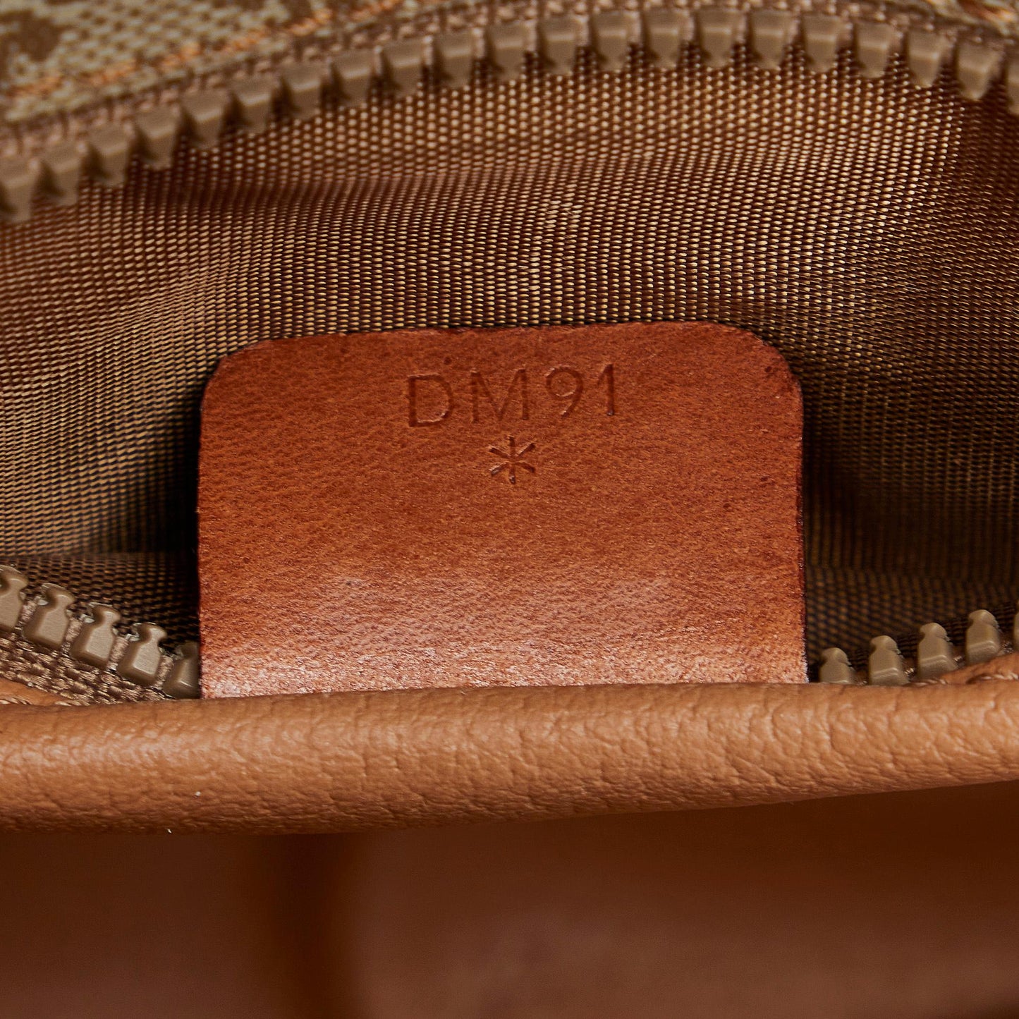 Celine Macadam Crossbody Bag (MLB-bVMxxz)