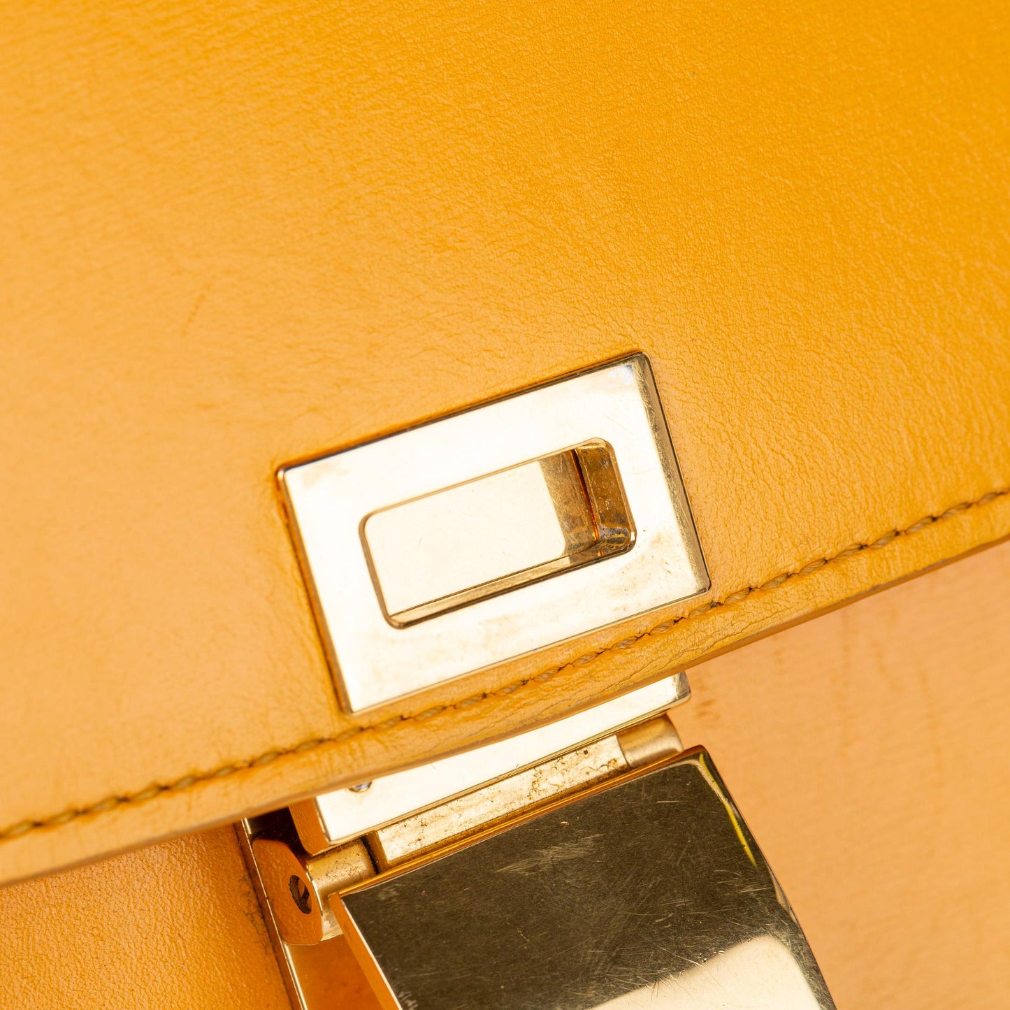 Celine Medium Classic Box Leather Crossbody Bag (MLB-3en6Z7)