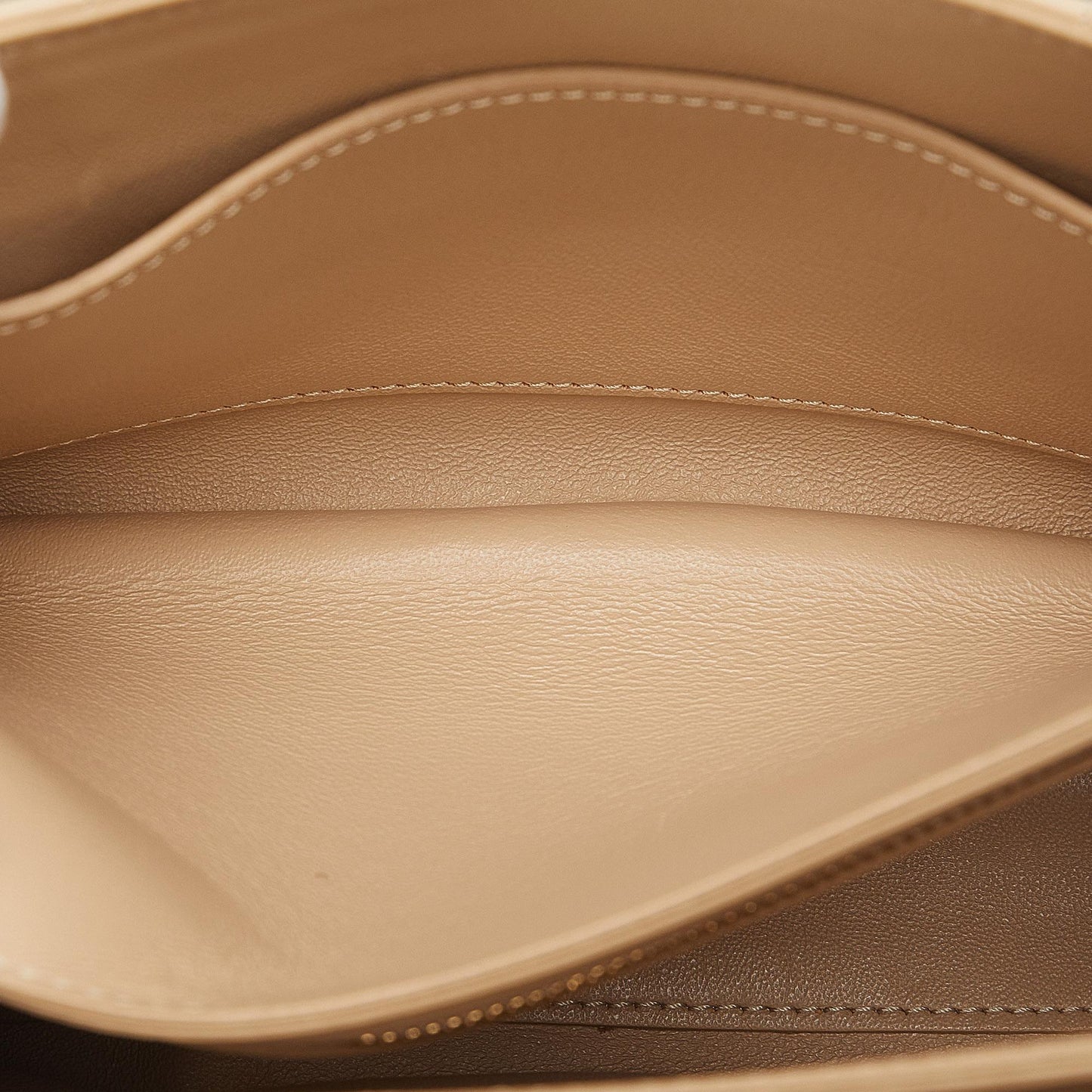 Celine Medium Quilted C Crossbody (MLB-BpAtmE)