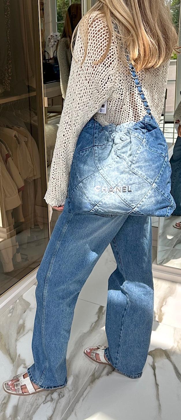 Chanel 22 Handbag