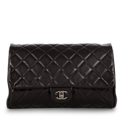 Chanel Classic Clutch With Chain