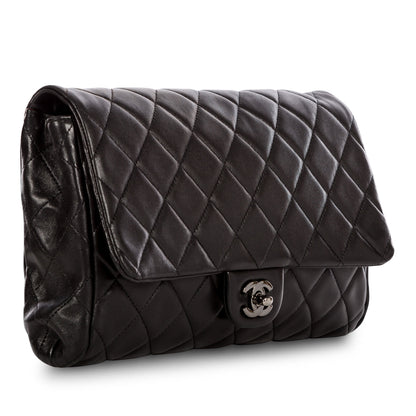 Chanel Classic Clutch With Chain