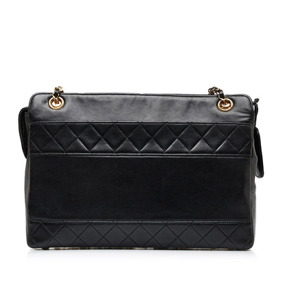 Chanel Luxury Handbag Style 18