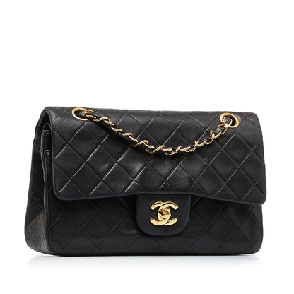 Chanel Luxury Handbag Style 10