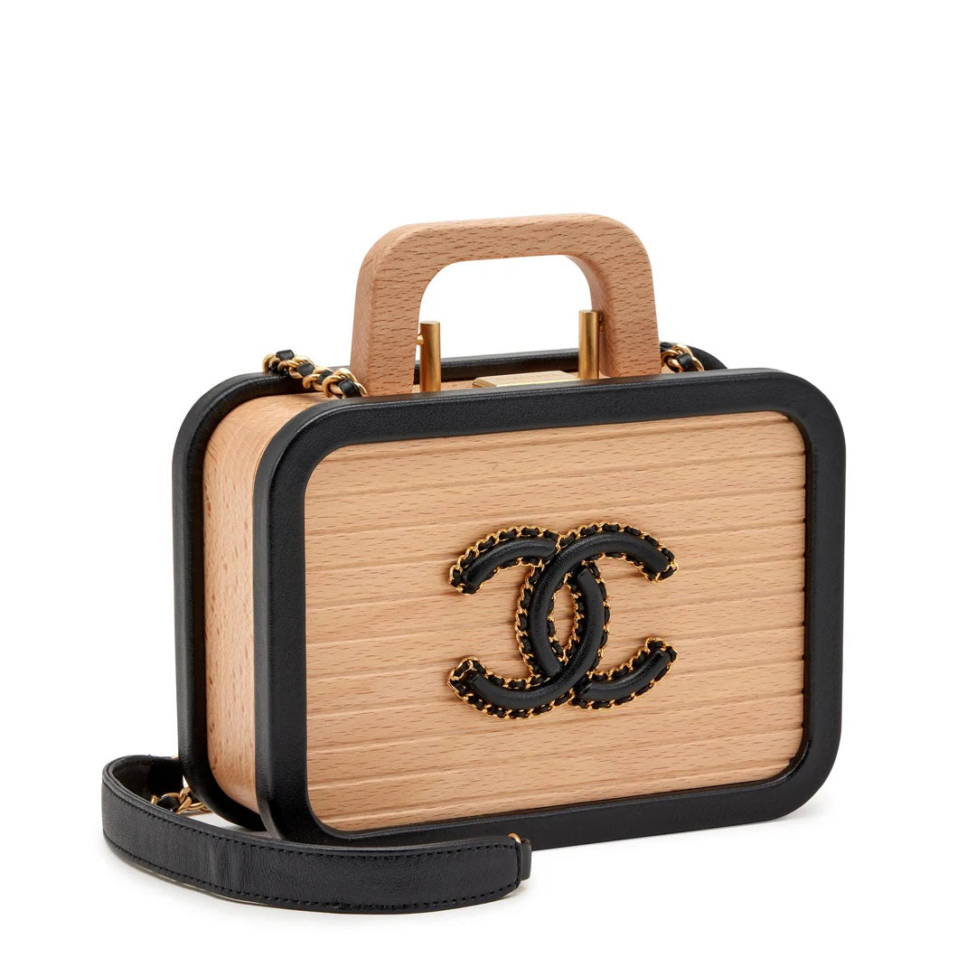 Chanel Vanity Lambskin Shoulder Bag
