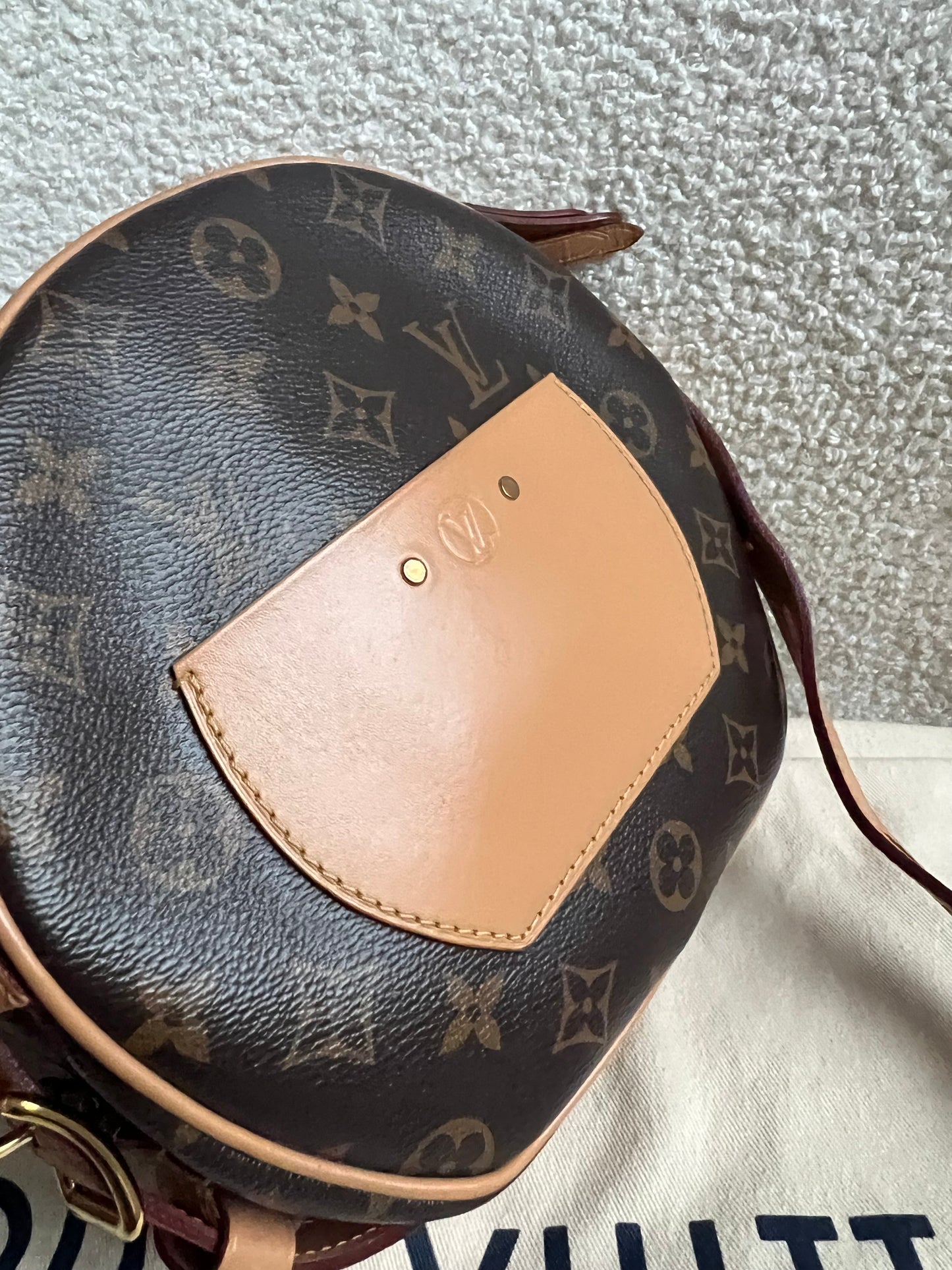 Louis Vuitton Boite Chapeau Souple MM (RRP £2320)