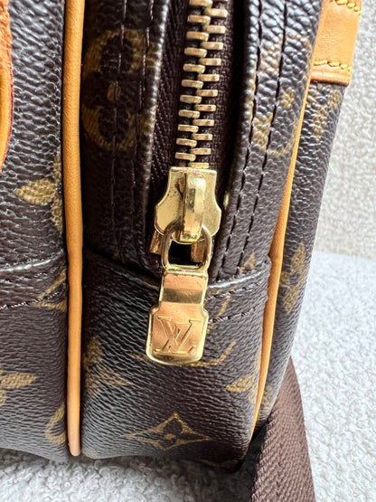 Lous Vuitton Reporter Monogram