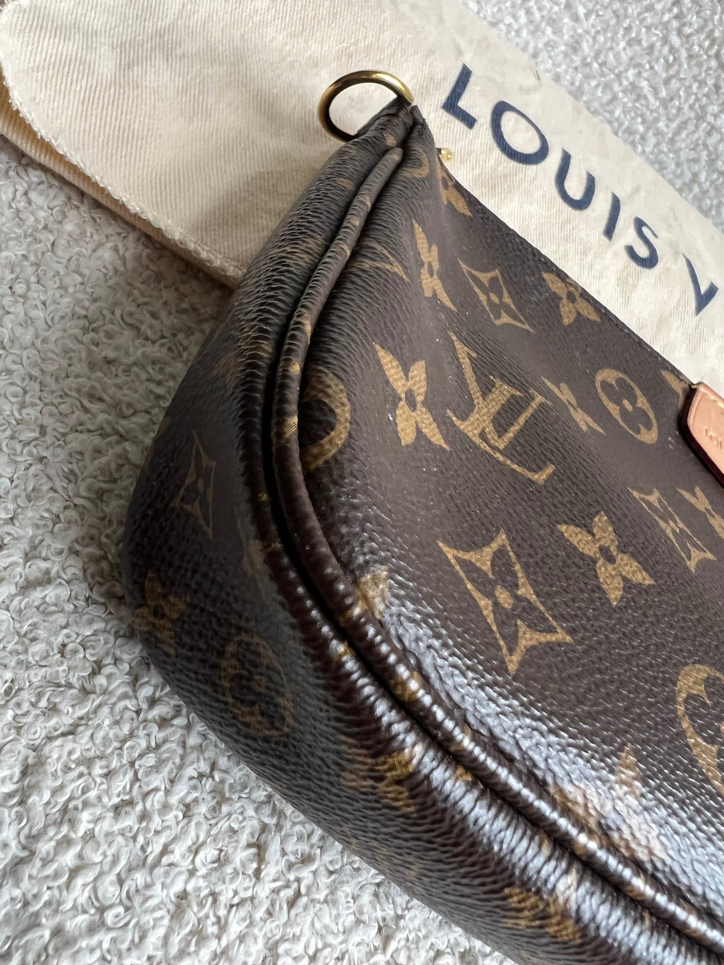 Louis Vuitton Multi Pochette Accessoires Khaki (RRP £2070)
