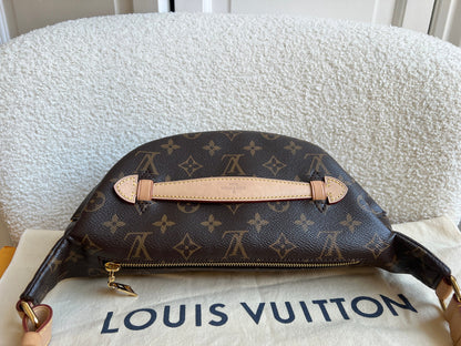 Louis Vuitton Bumbag in Monogram Canvas