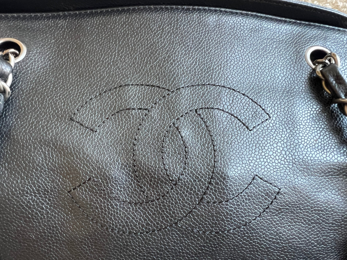 Chanel Vintage Caviar Timeless CC Chain Tote