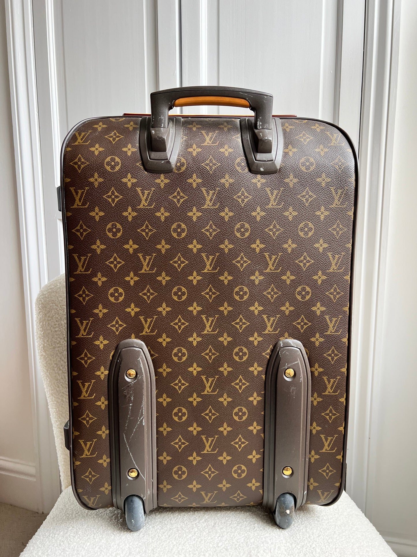 Louis Vuitton Pegase 55 Suitcase Monogram (RRP £2,250)