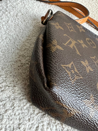 Louis Vuitton Monogram Safran Pallas Pochette