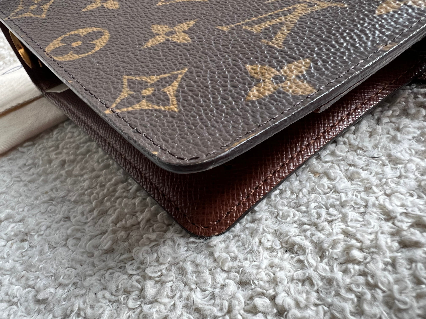 Louis Vuitton Monogram MM Agenda Cover