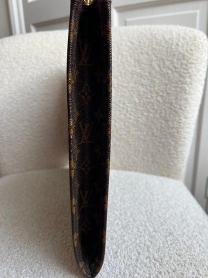 Louis Vuitton Monogram Poch Documents Portfolio Case 39