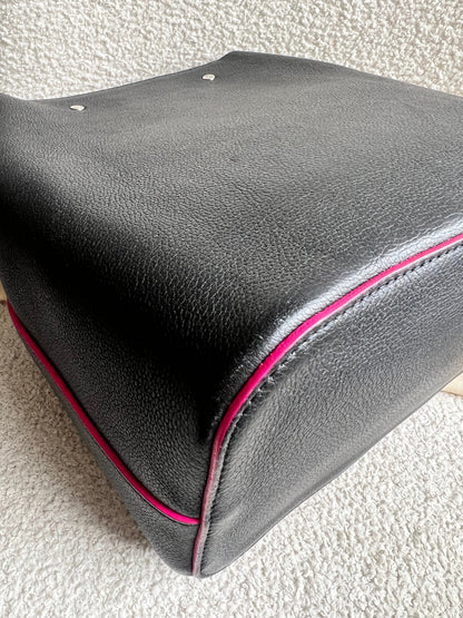 Louis Vuitton Lockme Bucket Bag in Black and Pink (RRP £2050)