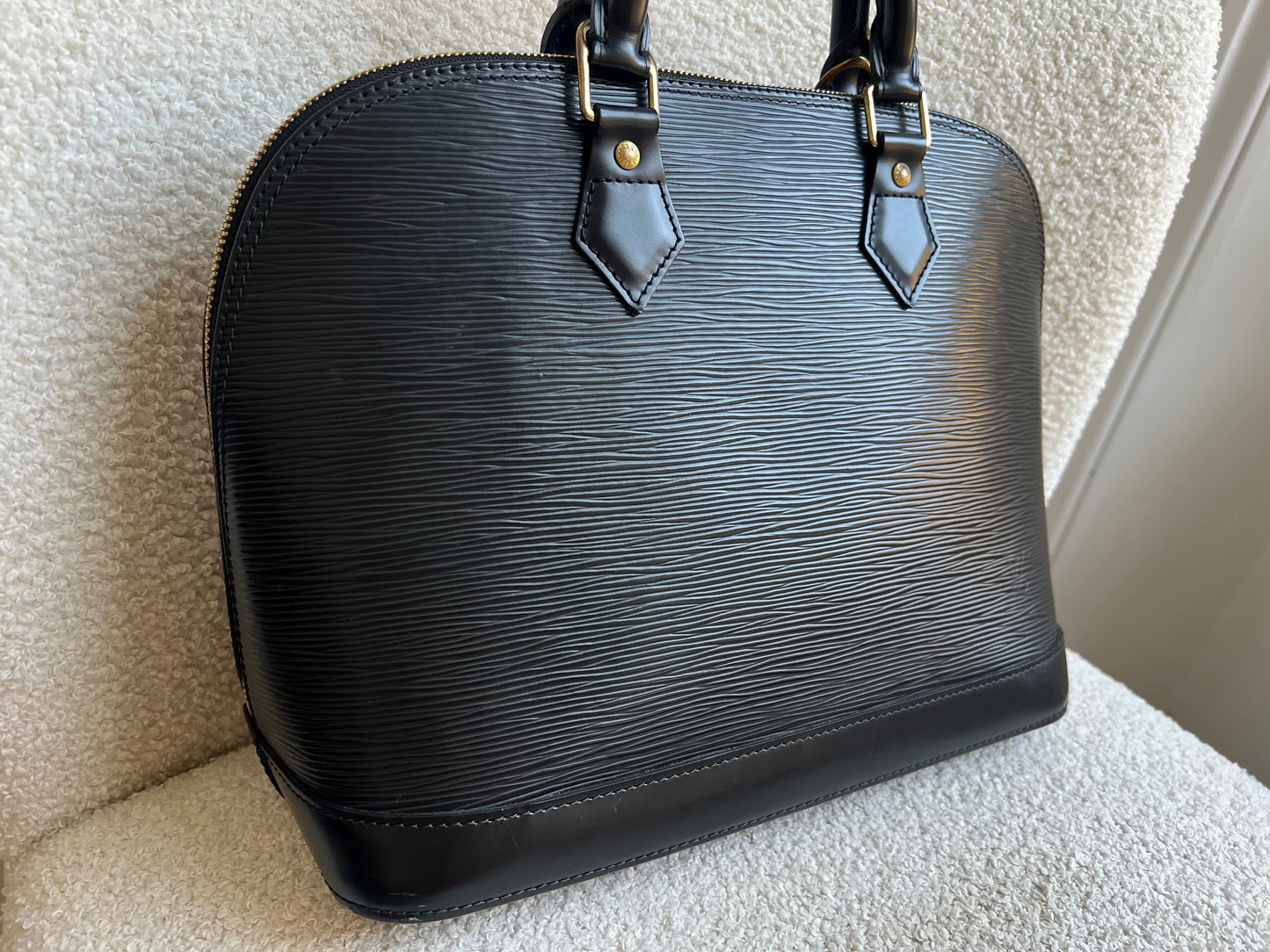Louis Vuitton Alma PM Black Epi