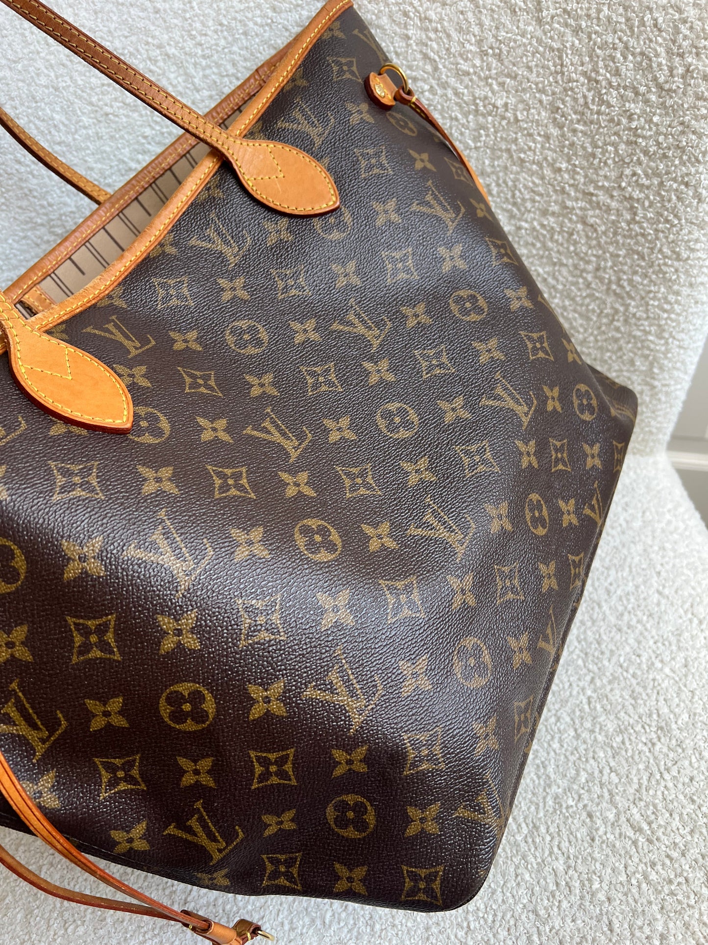 Louis Vuitton Neverfull MM Monogram Beige