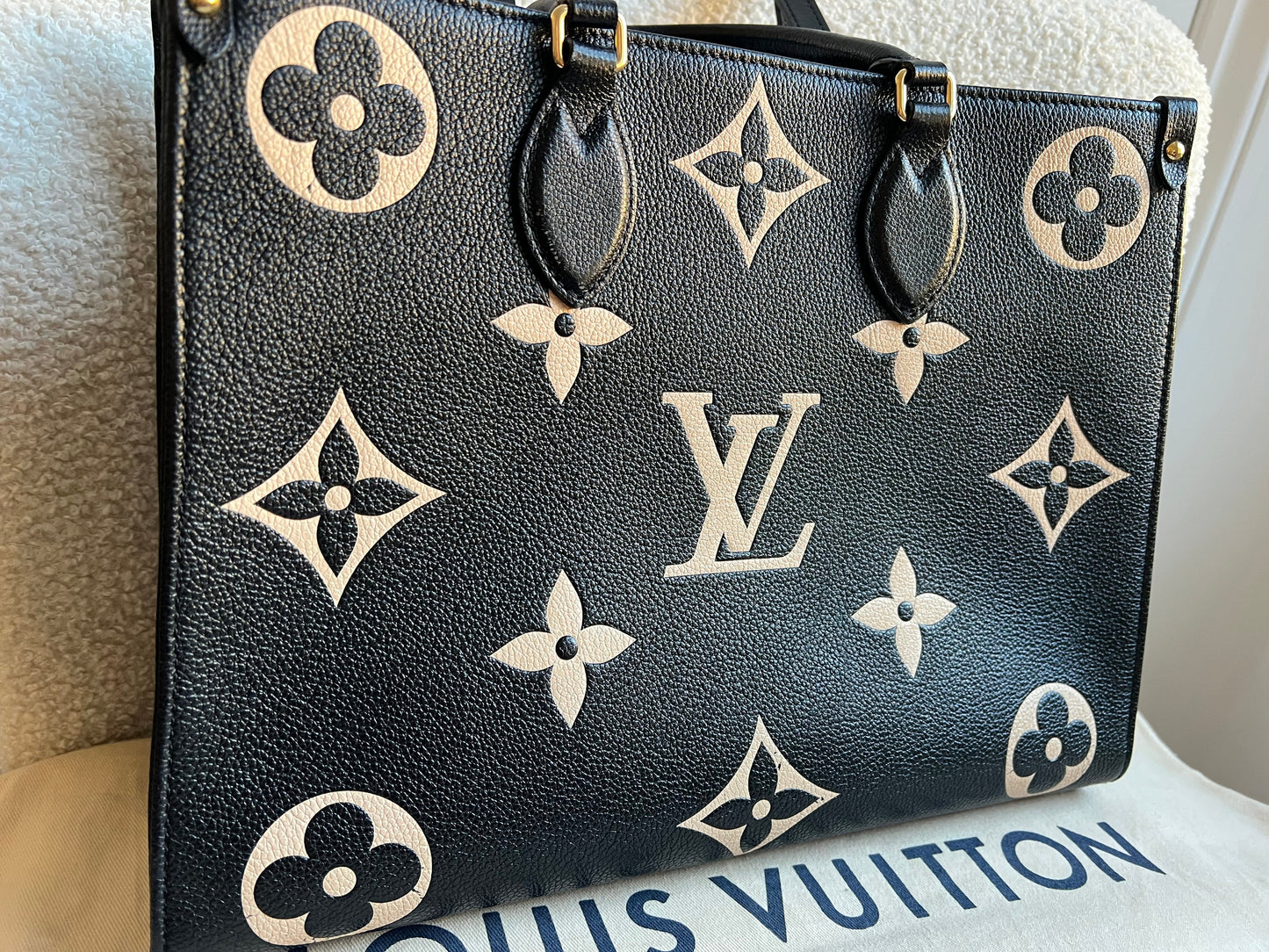 Louis Vuitton On the Go MM Bicolour Empreinte (RRP £2,660)