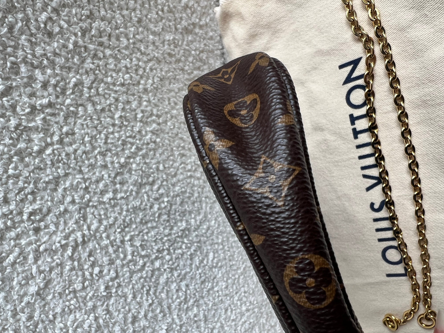 Louis Vuitton Multi Pochette Accessoires Khaki (RRP £2030)
