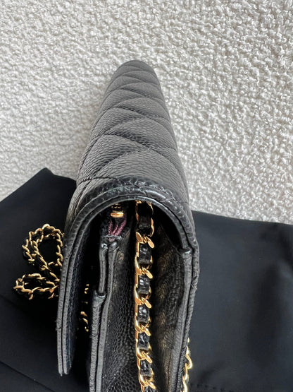Chanel Black Caviar Wallet on Chain (RRP £2,930)