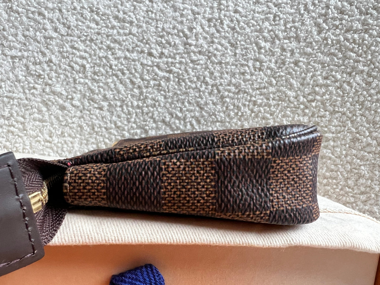 Louis Vuitton Damier Ebene Mini Pochette Accessoires (RRP £550)