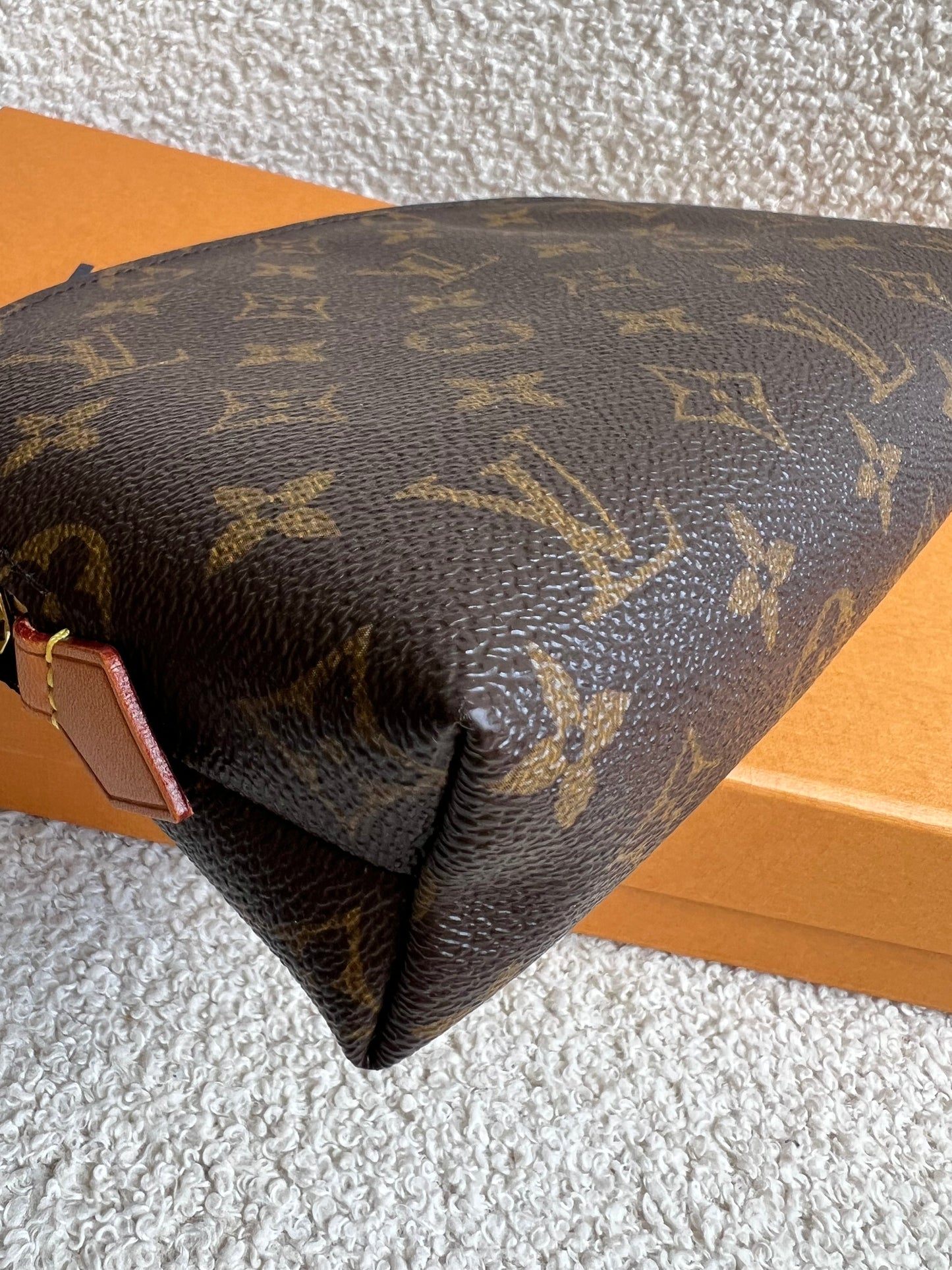 Louis Vuitton Cosmetic Pouch GM Monogram (RRP £495)
