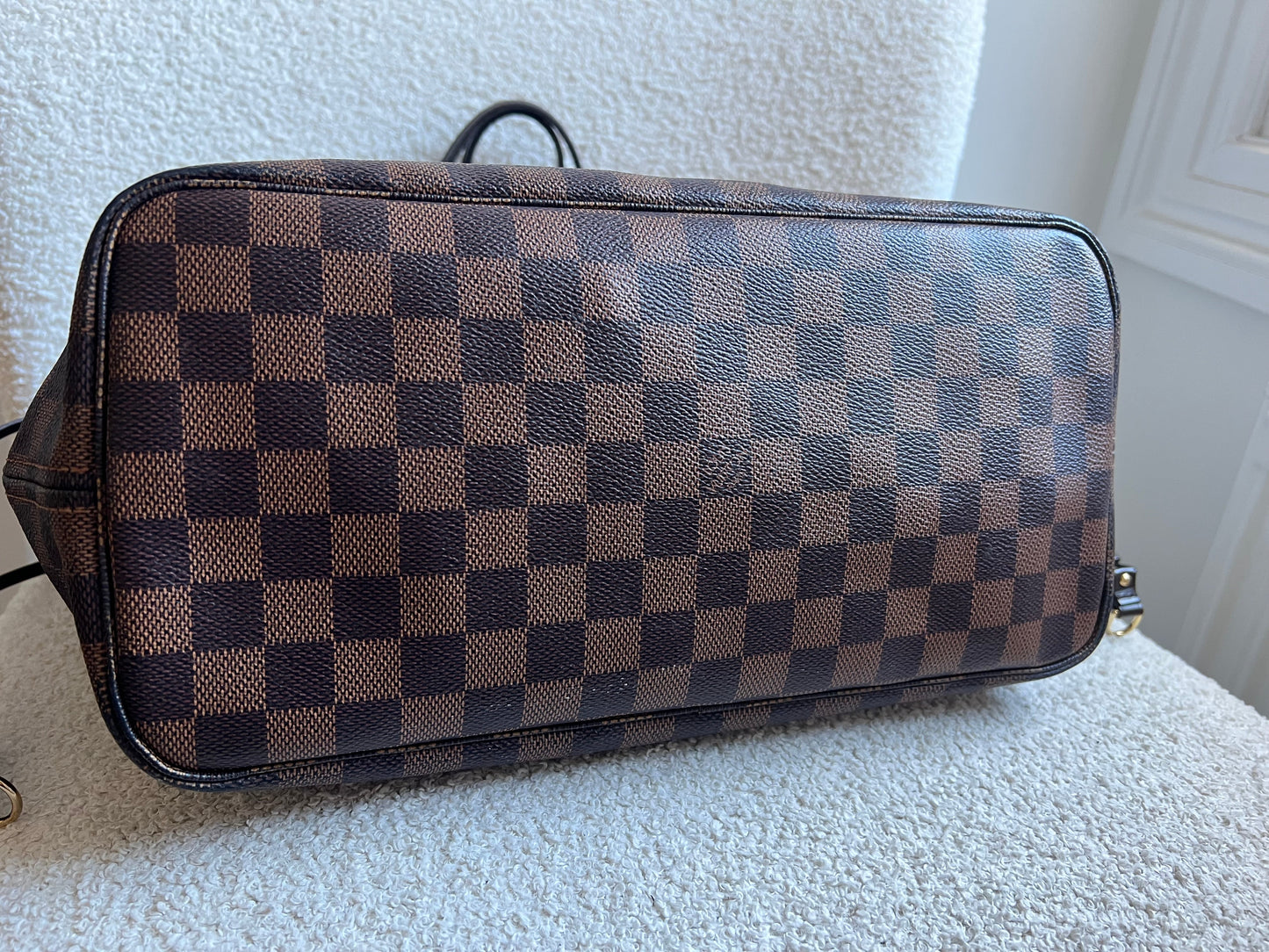 Louis Vuitton Neverfull MM Damier Ebene Cherry Interior (RRP £1,430)