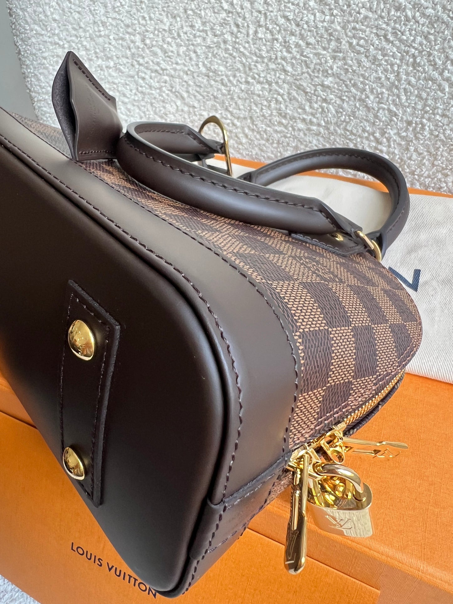 Louis Vuitton Alma BB Damier Ebene (RRP £1,450)