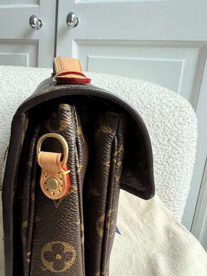Louis Vuitton Pochette Metis Monogram (RRP £2,020)