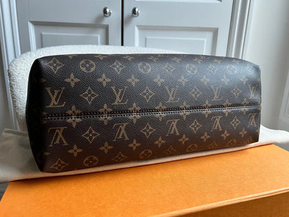 Louis Vuitton Graceful MM Monogram (RRP £1,420)