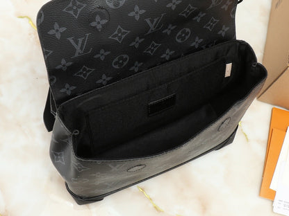 LV Steamer Crossbody Bag