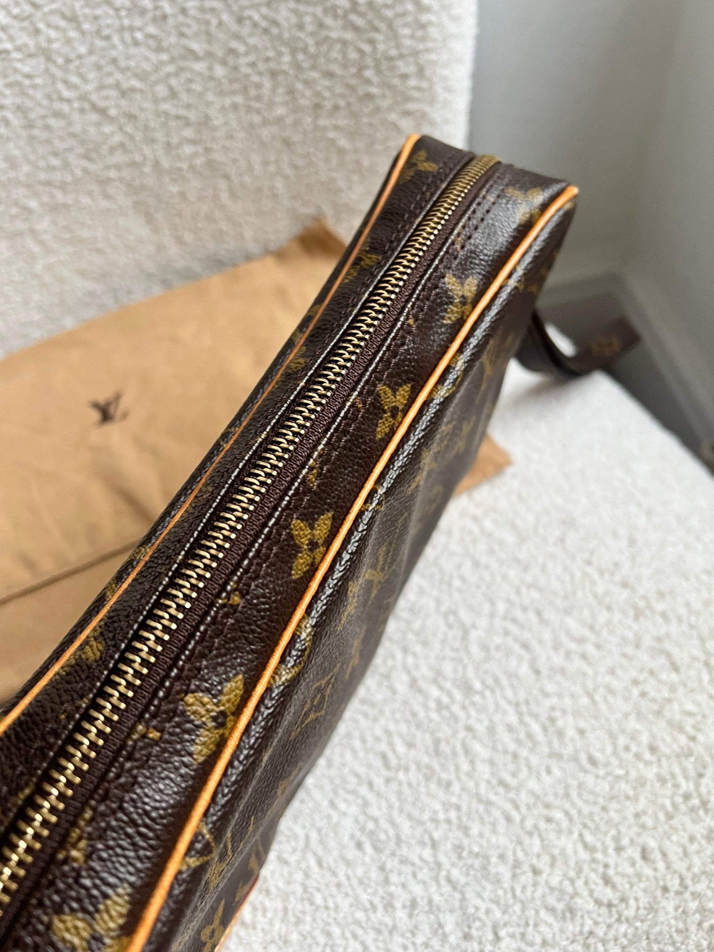 Louis Vuitton Vintage Marly Dragonne Clutch Monogram