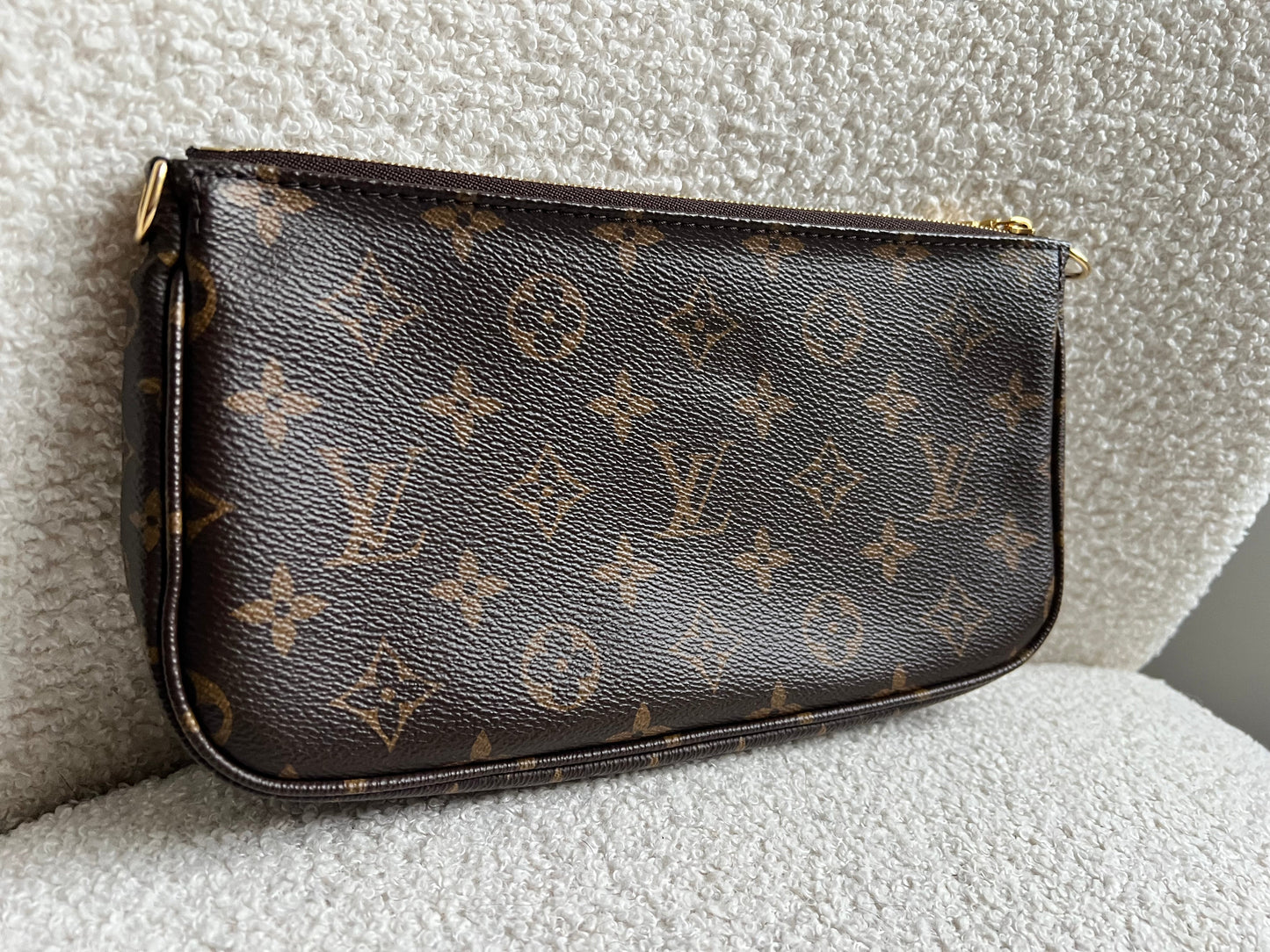 Louis Vuitton Pochette Monogram