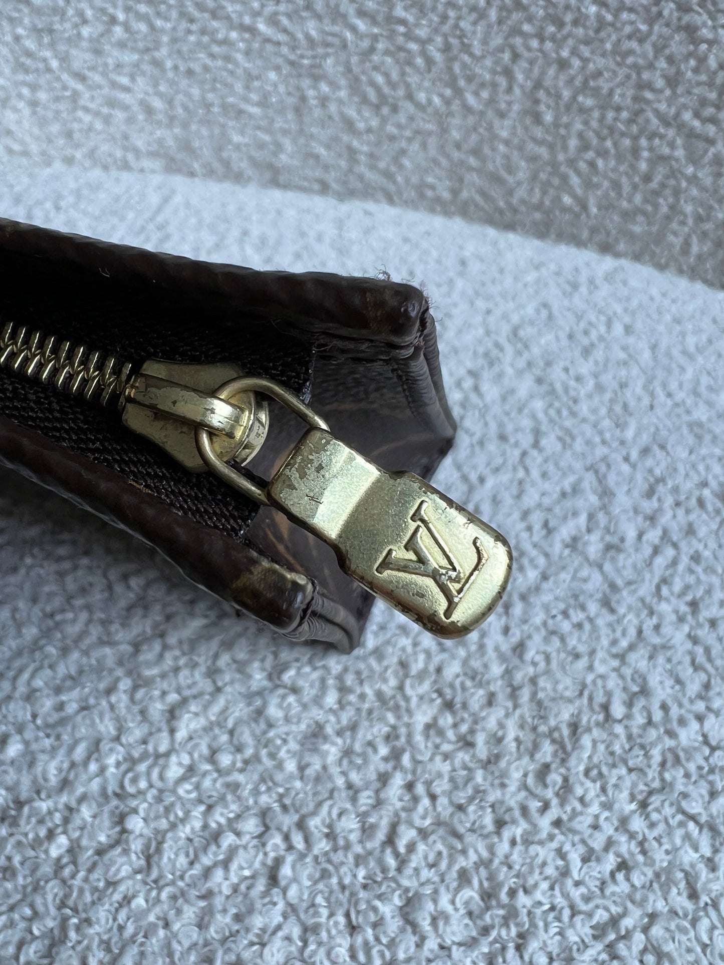 Louis Vuitton Toiletry Pouch 15 Monogram