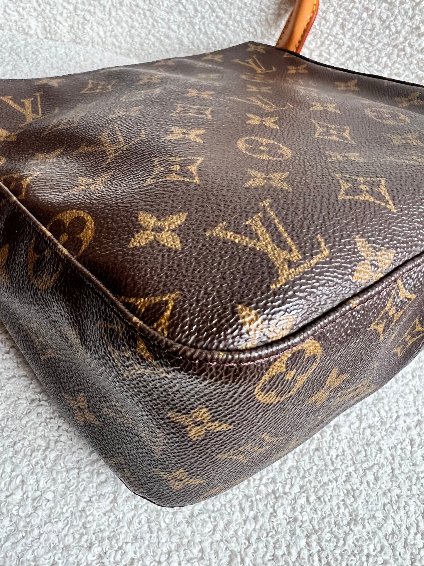 Louis Vuitton Looping MM Monogram