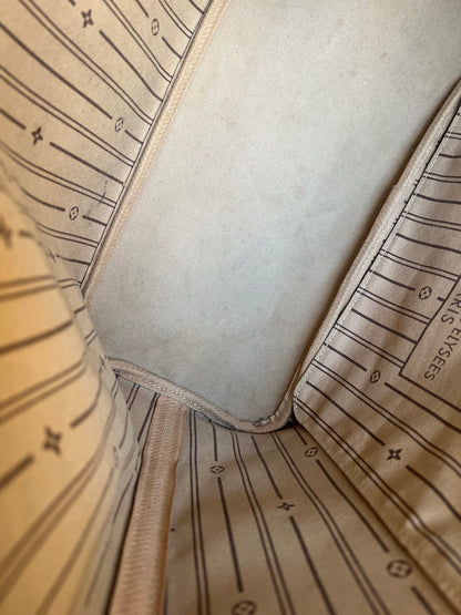 Louis Vuitton Neverfull MM Monogram Beige